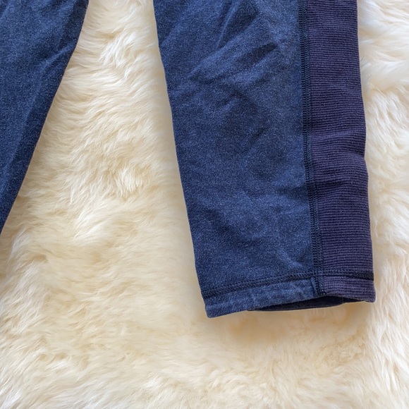 Lululemon crop legging size 4 - Picture 8 of 8